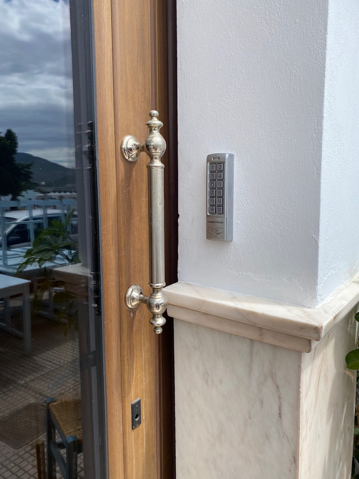 Access Control σε Airbnb στη Χαλκίδα